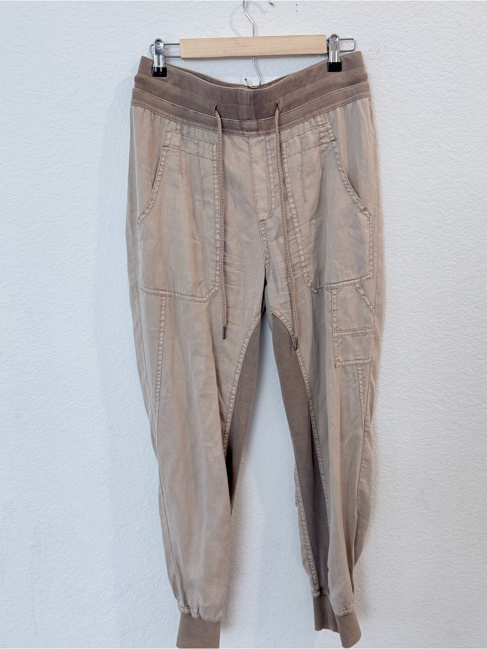 Anthropologie- Nomad High Rise Khaki Utility Jogger- Size Small